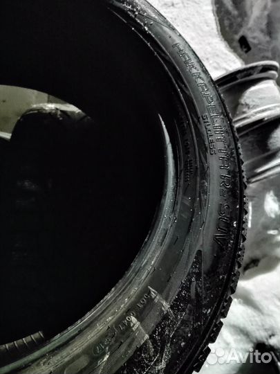 Nokian Tyres Hakkapeliitta R2 285/50 R20