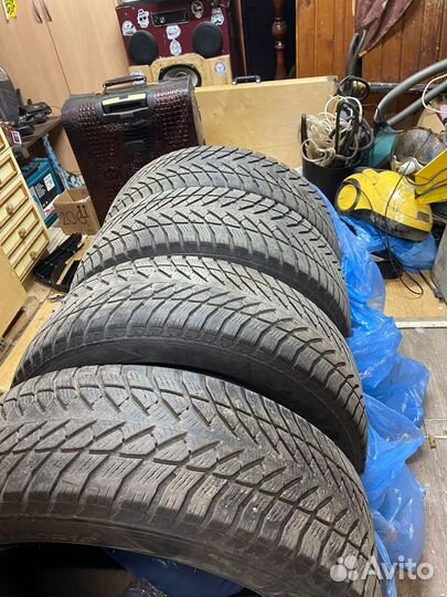 Goodyear UltraGrip+ SUV 235/60 R18 107H