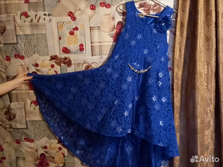 Платье для девочки.Нарядное,можно на выпускной