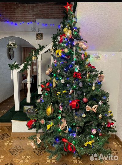 Ель искуственная 220 бу