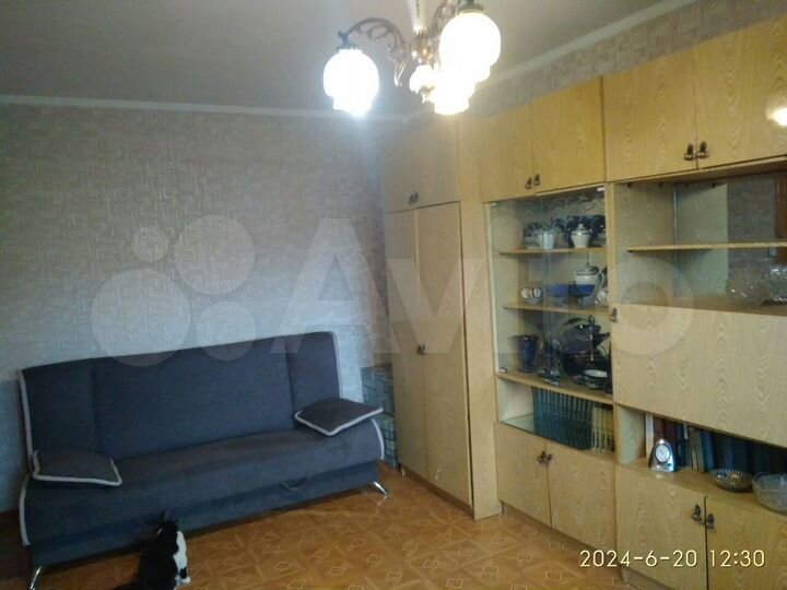 2-к. квартира, 42 м², 3/5 эт.