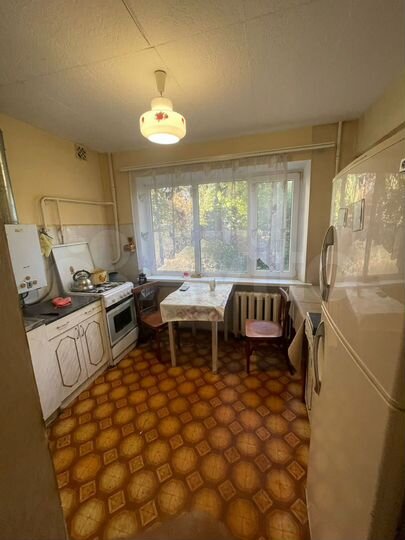 2-к. квартира, 52 м², 1/5 эт.