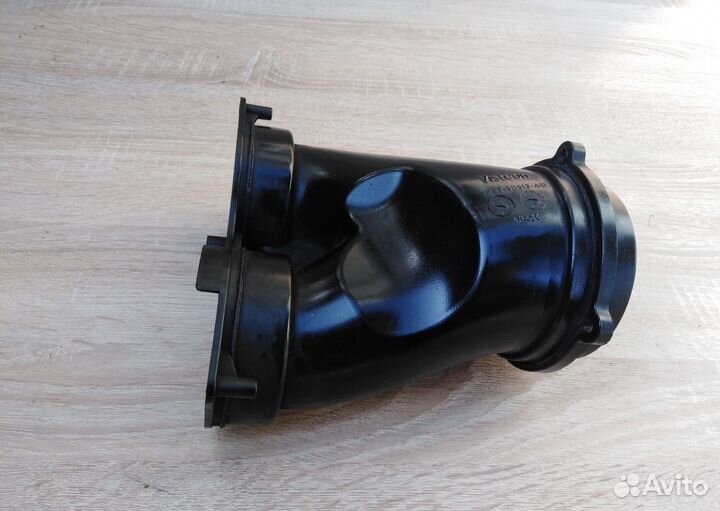 Патрубок воздушного фильтра 2.7л дизель Ягуар XF