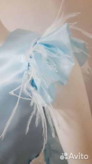 Нарядное платье р. 128 / 134