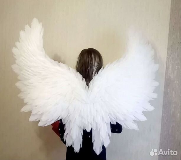 Белые крылья ангела