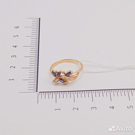 Золотое кольцо с камнем 17,5р