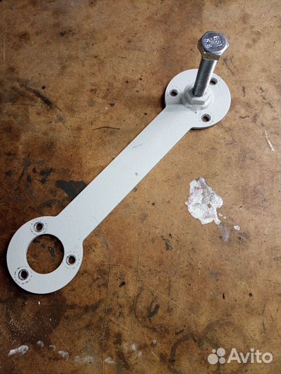 Съемник маховика tohatsu 9.8