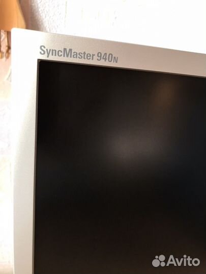 Монитор samsung