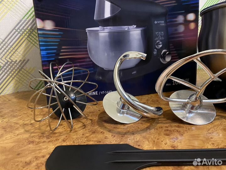 Кухонный комбайн планетарный миксер Vitek