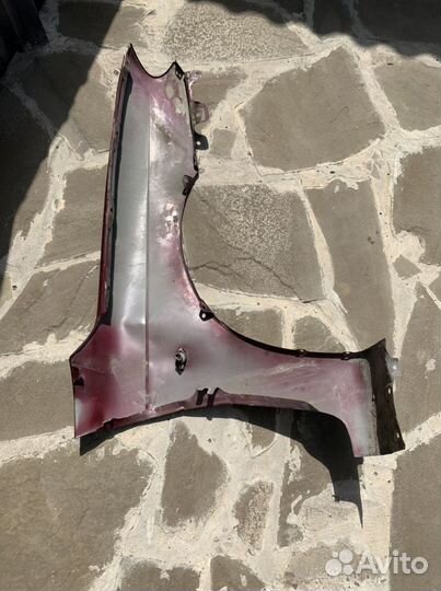 Крыло на kia spectra 2008г