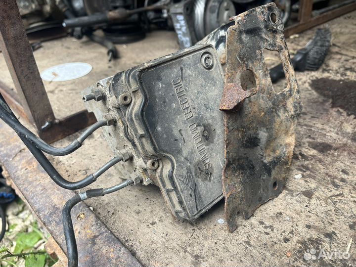 Блок abs mazda 6gg