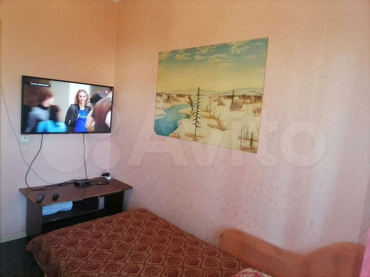 2-к. квартира, 48 м², 1/3 эт.