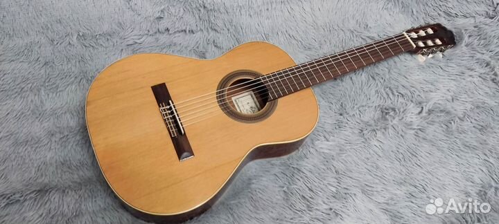 Испанская гитара Altamira 3/4 массив кедр