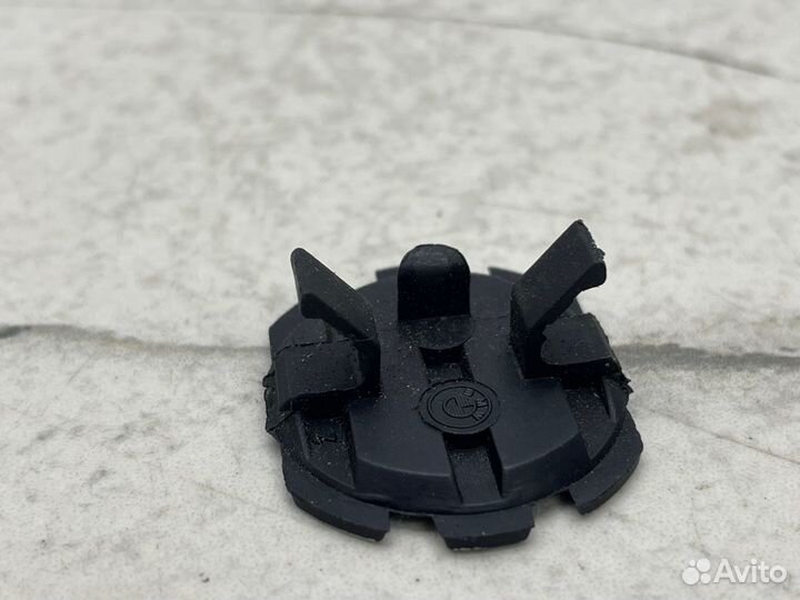 Заглушка декоративная Bmw E39 E53 E46 E83 M50 M52