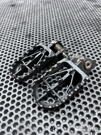 Подножки Kawasaki KX 80 1999