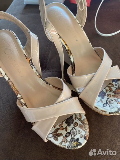 Босоножки женские 39 размер