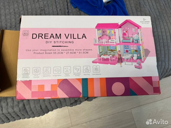 Кукольный домик с мебелью