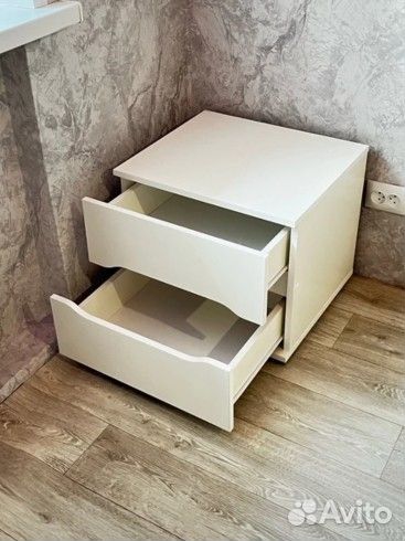 Прикроватная тумба
