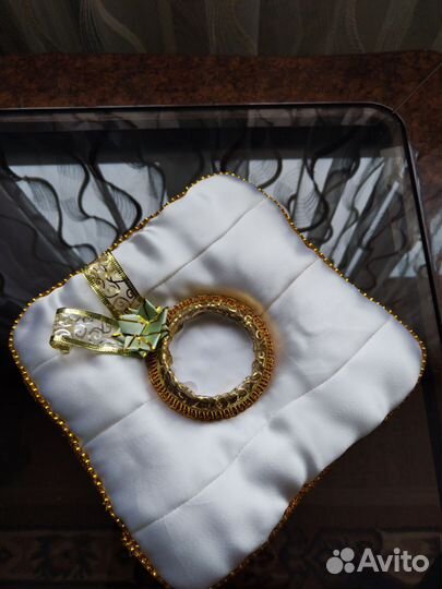 Атласная подушечка для свадебных колец