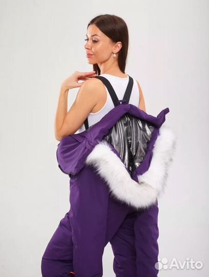 Горнолыжный комбинезон женский зимний