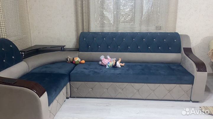 Угловой диван