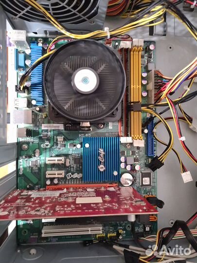 Материнская Плата ам3 и 4 Ядра DDR3