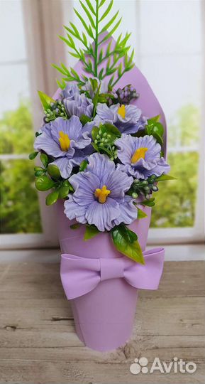 Букет гладиолусы