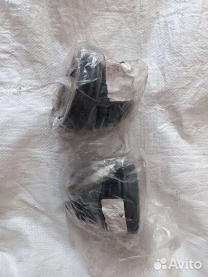 Пыльник шруса