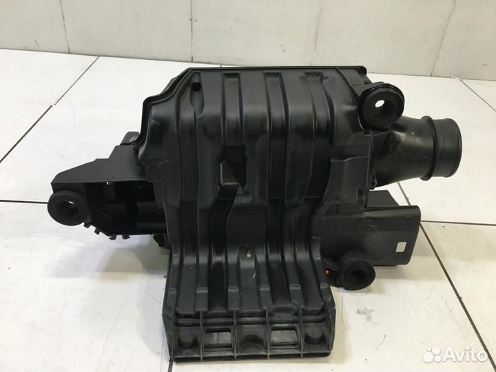 Корпус воздушного фильтра Infiniti Q50 V37