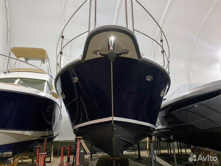 Моторная яхта Nimbus 380 Commander