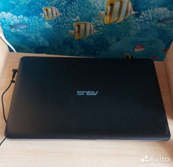 Ноутбук asus