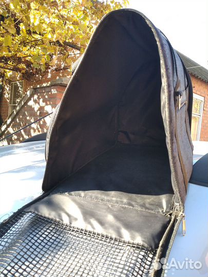 Переноска для кошек и собак