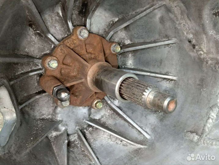 МКПП Kia Sorento 1 2.4