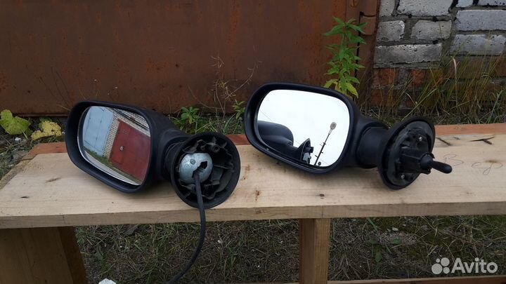 Зеркало для рено логан правое и левое б\у