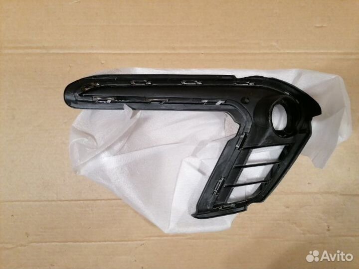 Оправа птф передняя левая Hyundai Elantra