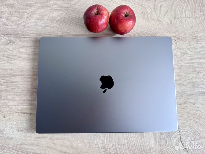 MacBook Pro 16