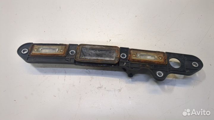 Подсветка номера Volkswagen Touran, 2006