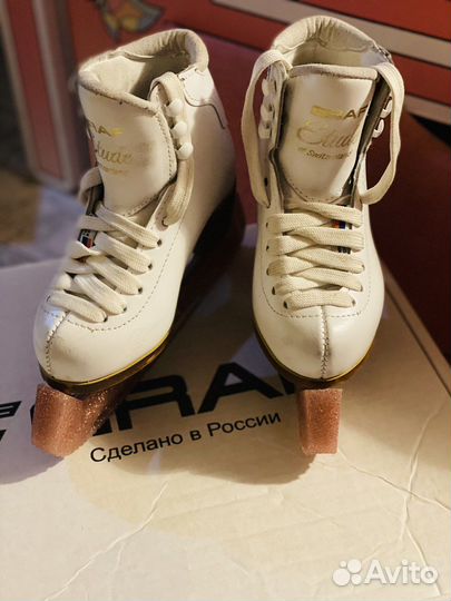 Фигурные коньки graf