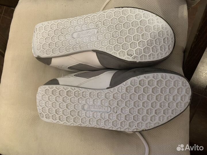 Экипировка для фехтования. Кроссовки