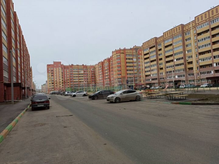 2-к. квартира, 58 м², 6/9 эт.