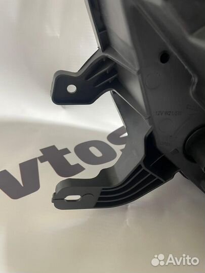 LADA Granta FL 18- Фара правая