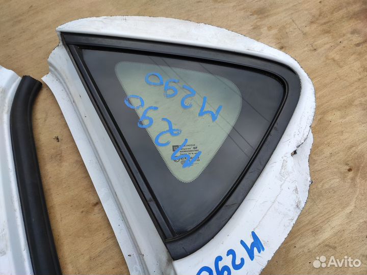 Стекло заднее глухое На Opel Astra J Хэтчбек 5Д