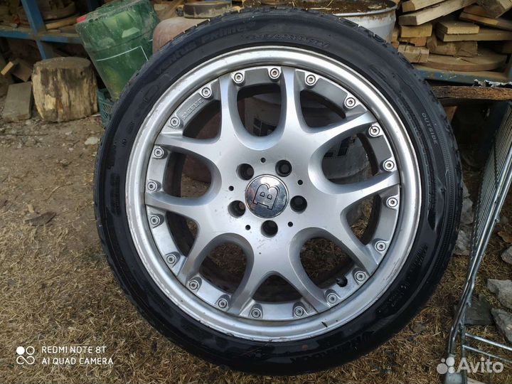 Bridgestone Blizzak DM-V2 245/40 R18