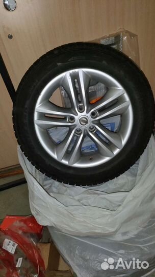 Bridgestone Blizzak DM-V2 21.5/60 R17 96S