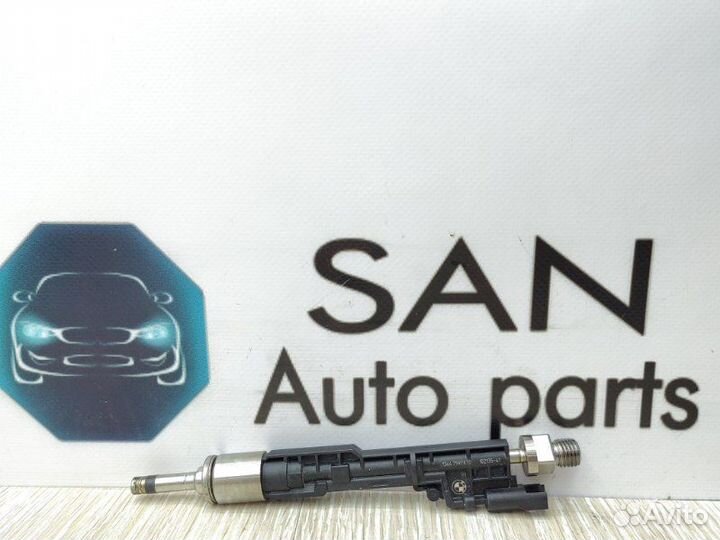 Форсунка топливная Bmw 3 F30 N20B20B 2012