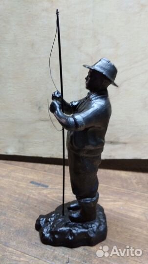 Рыбак. Чугун. СССР, Куса, 1974