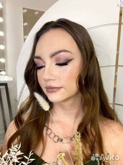 Визажист в выходной Макияж Укладка Локоны Образ