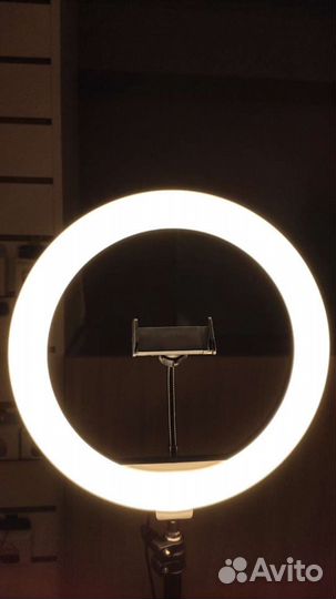 Кольцевая лампа 30см со штативом