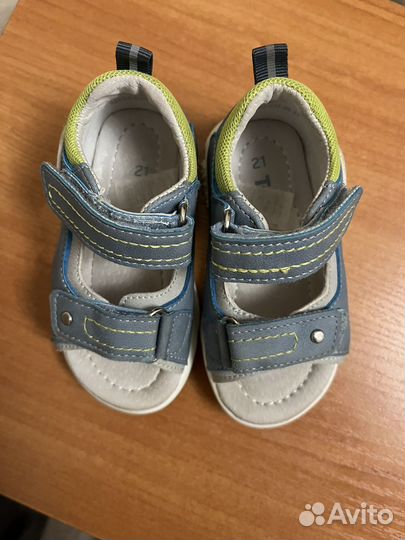 Сандалии детские