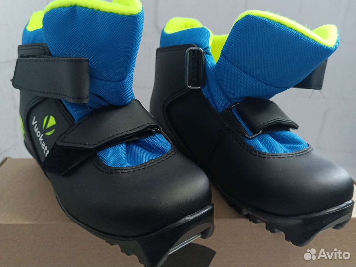 Лыжные ботинки детские